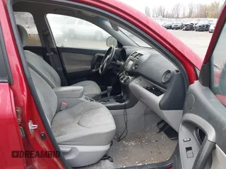 2011 Toyota RAV4 with VIN 2T3BF4DV3BW163177, listed as a IAAI auction lot 40788392 with 165,560 mi miles. Bid and sale history available at carsss.com. Image 5.