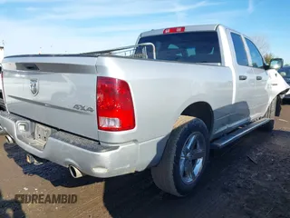 2016 Ram 1500 Express z VIN 1C6RR7FTXGS188572, wystawiony jako IAAI lot #41699775 z przebiegiem 156 990 mil mil oraz . Historia ofert i sprzedaży dostępna na DreamBid. Obrazek 4.