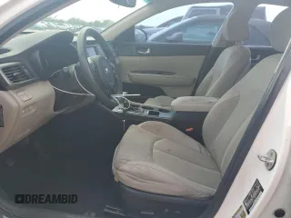 2016 Kia Optima LX z VIN 5XXGT4L33GG069924, wystawiony jako Copart lot #57426715 z przebiegiem 139 047 mil mil oraz Szkoda całkowita • Salvage title. Historia ofert i sprzedaży dostępna na DreamBid. Obrazek 7.