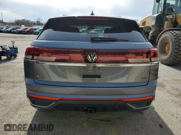 2024 Volkswagen Atlas SE z VIN 1V2KE2CA1RC255860, wystawiony jako Copart lot #49972445 z przebiegiem 1 242 mil mil oraz Szkoda całkowita • Salvage title. Historia ofert i sprzedaży dostępna na DreamBid. Obrazek 6.