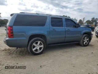 2008 Chevrolet Suburban LT w/3LT with VIN 3GNFK16398G194554, listed as a Copart auction lot 79821194 with 300,889 mi miles and Salvage Title. Bid and sale history available at carsss.com. Image 3.