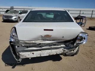 2014 Chevrolet Impala Limited Police Police with VIN 2G1WD5E33E1168346, listed as a Copart auction lot 72474184 with 112,830 mi miles and Salvage Title. Bid and sale history available at carsss.com. Image 6.