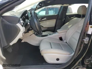 2019 Mercedes-Benz GLA with VIN WDCTG4EB6KU015084, listed as a Copart auction lot 52497255 with 98,941 mi miles and Clean Title. Bid and sale history available at carsss.com. Image 7.