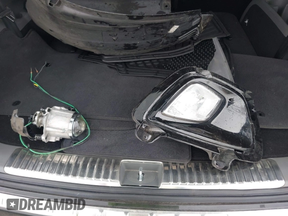 2017 Kia Sorento SX with VIN 5XYPK4A58HG322661, listed as a IAAI auction lot 42195134 with 46,821 mi miles and . Bid and sale history available at DreamBid. Image 11.