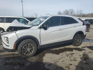 2024 Mitsubishi Eclipse Cross ES z VIN JA4ATUAA7RZ005080, wystawiony jako Copart lot #85912334 z przebiegiem 26 211 mil mil oraz Szkoda całkowita • Salvage title. Historia ofert i sprzedaży dostępna na DreamBid. Obrazek 1.