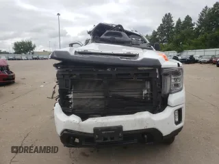 2022 GMC Sierra 3500HD AT4 z VIN 1GT49VEY3NF230736, wystawiony jako Copart lot #65454534 z przebiegiem Nie podano mil oraz Nie do naprawy • Non repairable. Historia ofert i sprzedaży dostępna na DreamBid. Obrazek 5.
