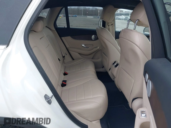 2018 Mercedes-Benz GLC with VIN WDC0G4KB6JV095440, listed as a IAAI auction lot 41675208 with 83,646 mi miles. Bid and sale history available at carsss.com. Image 8.