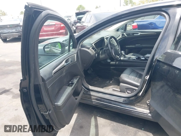 2016 Ford Fusion SE с VIN 3FA6P0H95GR188071, выставлен на аукционе IAAI как лот 42245032 с пробегом 152 585 миль миль и . История ставок и продаж доступна на DreamBid. Изображение 5.