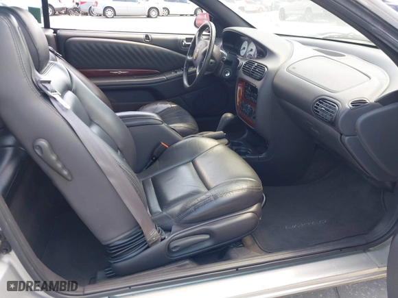 2000 Chrysler Sebring JXi with VIN 3C3EL55H4YT245976, listed as a IAAI auction lot 41903578 with 91,432 mi miles. Bid and sale history available at carsss.com. Image 5.