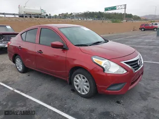 2019 Nissan Versa Sedan SV with VIN 3N1CN7AP4KL818505, listed as a IAAI auction lot 41537110 with 130,474 mi miles. Bid and sale history available at carsss.com. Image 1.