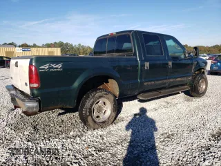 2001 Ford Super Duty F-250 XL with VIN 1FTNW21SX1EA33933, listed as a Copart auction lot 81153254 with 670,845 mi miles and Salvage Title. Bid and sale history available at carsss.com. Image 3.