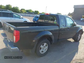 2005 Nissan Frontier LE with VIN 1N6AD06W45C433375, listed as a IAAI auction lot 42698259 with 194,304 mi miles and . Bid and sale history available at DreamBid. Image 4.