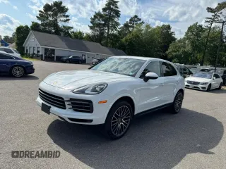 2019 Porsche Cayenne с VIN WP1AA2AY4KDA17556, выставлен на аукционе Copart как лот 62400465 с пробегом 85 284 миль миль и Чистый • Clean title. История ставок и продаж доступна на DreamBid. Изображение 1.
