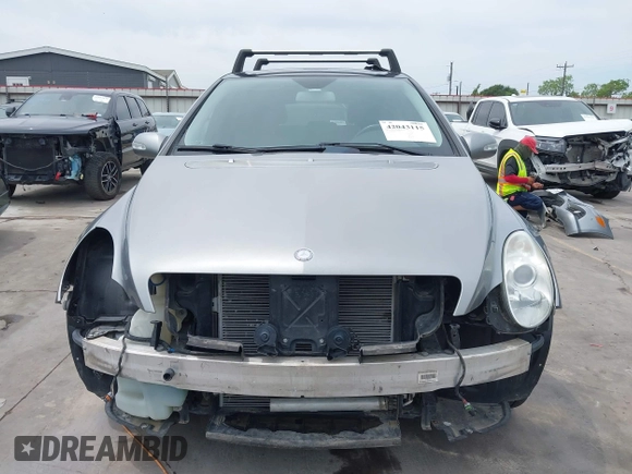 2010 Mercedes-Benz R 350 with VIN 4JGCB6FE2AA111332, listed as a IAAI auction lot 42043115 with 159,760 mi miles and . Bid and sale history available at DreamBid. Image 13.