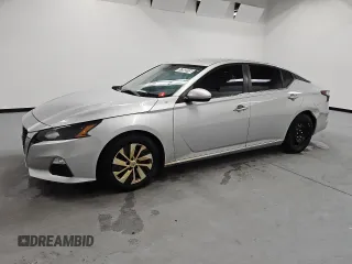 2022 Nissan Altima S z VIN 1N4BL4BV4NN321166, wystawiony jako Copart lot #57902915 z przebiegiem 98 817 mil mil oraz Czysty tytuł • Clean title. Historia ofert i sprzedaży dostępna na DreamBid. Obrazek 1.