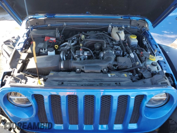 2022 Jeep Wrangler Unlimited Sport S with VIN 1C4HJXDG0NW203829, listed as a Copart auction lot 47921245 with 17,967 mi miles and Salvage Title. Bid and sale history available at DreamBid. Image 12.