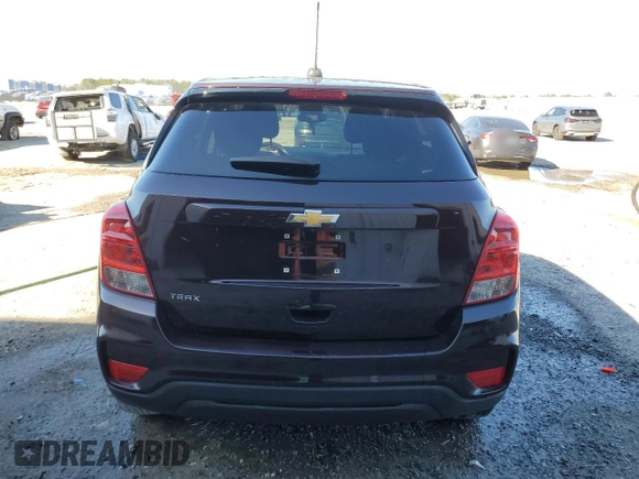 2020 Chevrolet Trax LS with VIN KL7CJKSB7LB343723, listed as a Copart auction lot 46737795 with 86,548 mi miles and Non Repairable. Bid and sale history available at carsss.com. Image 6.