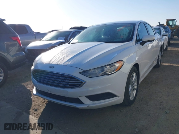 2018 Ford Fusion SE with VIN 3FA6P0H70JR250014, listed as a IAAI auction lot 41990580 with 121,628 mi miles. Bid and sale history available at carsss.com. Image 18.