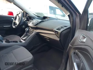 2014 Ford Escape SE with VIN 1FMCU9GX7EUD84797, listed as a IAAI auction lot 41430559 with 157,533 mi miles. Bid and sale history available at carsss.com. Image 5.