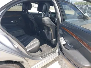 2015 Mercedes-Benz S 550 z VIN WDDUG8FB3FA142954, wystawiony jako IAAI lot #39795621 z przebiegiem 111 415 mil mil oraz . Historia ofert i sprzedaży dostępna na DreamBid. Obrazek 8.