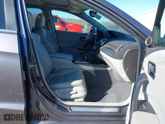 2017 Acura RDX w/Technology Pkg with VIN 5J8TB3H50HL001797, listed as a IAAI auction lot 41368527 with 108,369 mi miles. Bid and sale history available at carsss.com. Image 5.