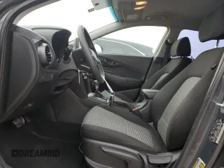 2018 Hyundai Kona SE with VIN KM8K12AA5JU111688, listed as a Copart auction lot 43735565 with 104,839 mi miles and Salvage Title. Bid and sale history available at DreamBid. Image 7.