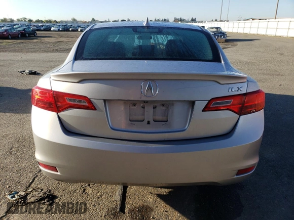 2014 Acura ILX z VIN 19VDE1F32EE008473, wystawiony jako Copart lot #51695405 z przebiegiem 149 913 mil mil oraz Szkoda całkowita • Salvage title. Historia ofert i sprzedaży dostępna na DreamBid. Obrazek 6.