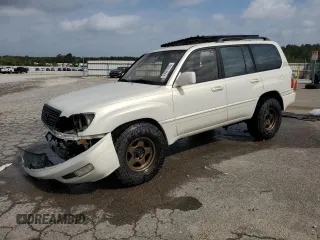 2001 Lexus LX 470 with VIN JTJHT00W913507524, listed as a Copart auction lot 51601785 with 171,779 mi miles and Salvage Title. Bid and sale history available at carsss.com. Image 1.