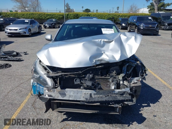 2019 Nissan Altima S with VIN 1N4BL4BV2KC226614, listed as a IAAI auction lot 41868990 with 97,288 mi miles and . Bid and sale history available at carsss.com. Image 12.