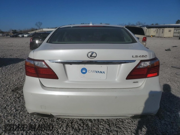 2011 Lexus LS 460 z VIN JTHCL5EF8B5011380, wystawiony jako Copart lot #47326435 z przebiegiem 86 313 mil mil oraz Szkoda całkowita • Salvage title. Historia ofert i sprzedaży dostępna na DreamBid. Obrazek 6.