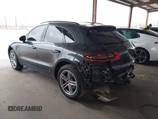 2018 Porsche Macan with VIN WP1AA2A55JLB15571, listed as a IAAI auction lot 41720835 with 63,770 mi miles. Bid and sale history available at carsss.com. Image 3.