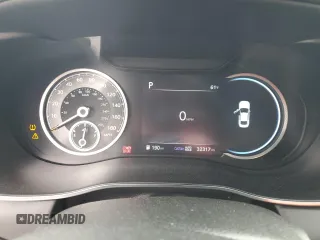 2023 Genesis G70 2.0T с VIN KMTG34TA7PU125812, выставлен на аукционе Copart как лот 58429325 с пробегом 32 317 миль миль и Списание • Salvage title. История ставок и продаж доступна на DreamBid. Изображение 9.