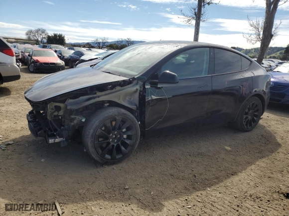 2022 Tesla Model Y Long Range with VIN 7SAYGDEE2NF575433, listed as a Copart auction lot 47576175 with 53,642 mi miles and Salvage Title. Bid and sale history available at carsss.com. Image 1.