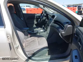 2015 Chevrolet Malibu LS with VIN 1G11A5SL7FF113559, listed as a IAAI auction lot 41852797 with 200,610 mi miles. Bid and sale history available at carsss.com. Image 5.