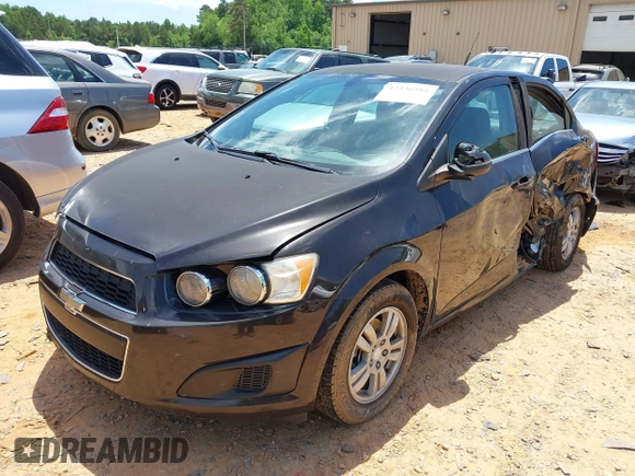 2014 Chevrolet Sonic LT с VIN 1G1JC5SH3E4139348, выставлен на аукционе IAAI как лот 42336984 с пробегом Не указан миль и . История ставок и продаж доступна на DreamBid. Изображение 2.