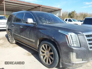 2015 Cadillac Escalade Premium z VIN 1GYS3NKJ5FR540221, wystawiony jako IAAI lot #41289989 z przebiegiem 100 191 mil mil oraz . Historia ofert i sprzedaży dostępna na DreamBid. Obrazek 6.