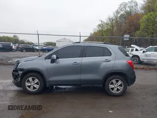 2015 Chevrolet Trax LT with VIN KL7CJRSBXFB097960, listed as a IAAI auction lot 41976883 with 98,621 mi miles and . Bid and sale history available at carsss.com. Image 14.