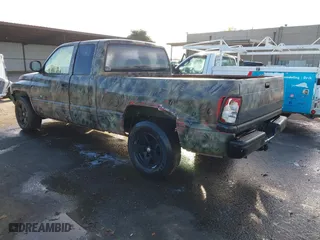 2001 Dodge Ram 1500 with VIN 1B7HC13Y71J290038, listed as a IAAI auction lot 40971921 with 162,943 mi miles. Bid and sale history available at carsss.com. Image 3.