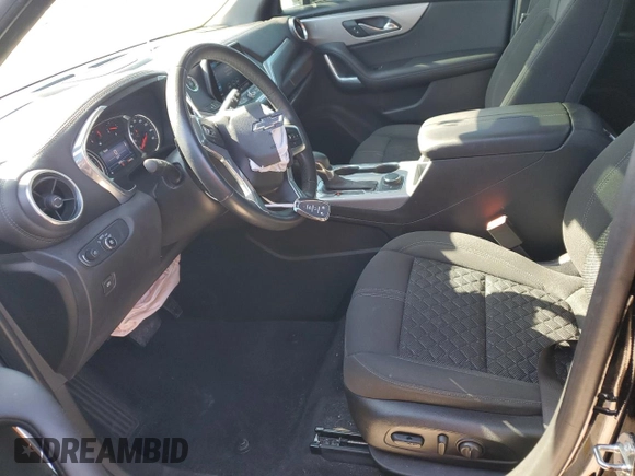 2020 Chevrolet Blazer LT z VIN 3GNKBCRS4LS687688, wystawiony jako Copart lot #50051785 z przebiegiem 58 231 mil mil oraz Nie do naprawy • Non repairable. Historia ofert i sprzedaży dostępna na DreamBid. Obrazek 7.