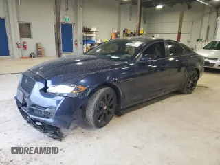 2017 Jaguar XJ z VIN SAJXJ1GD5H8W10808, wystawiony jako Copart lot #54232345 z przebiegiem 125 409 mil mil oraz Czysty tytuł • Clean title. Historia ofert i sprzedaży dostępna na DreamBid. Obrazek 1.