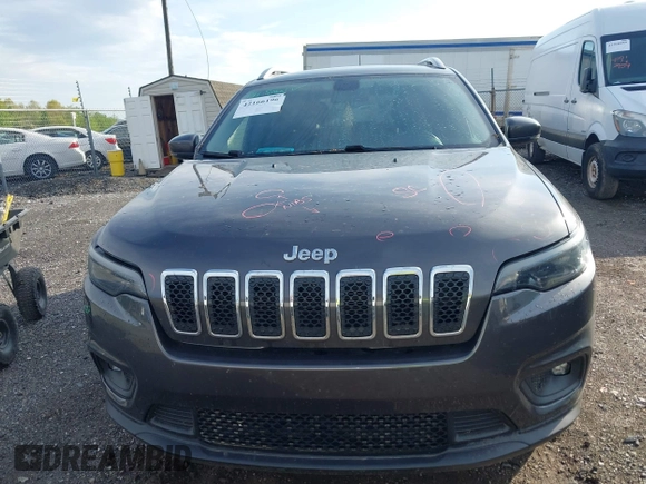 2019 Jeep Cherokee Latitude Plus with VIN 1C4PJMLB8KD208039, listed as a IAAI auction lot 42166196 with 126,327 mi miles and . Bid and sale history available at carsss.com. Image 12.