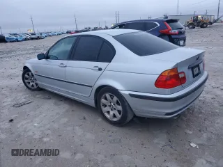 2001 BMW 3 Series 325i with VIN WBAAN37451ND46209, listed as a Copart auction lot 44571155 with 98,089 mi miles and Clean Title. Bid and sale history available at carsss.com. Image 2.