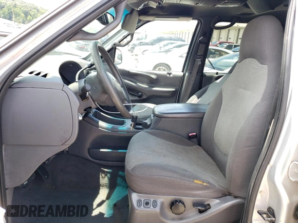 2000 Ford Expedition XLT with VIN 1FMRU1660YLB50757, listed as a Copart auction lot 60379794 with Not Provided miles and Non Repairable. Bid and sale history available at DreamBid. Image 7.