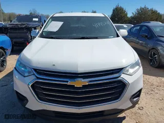 2019 Chevrolet Traverse LS with VIN 1GNERFKWXKJ286587, listed as a IAAI auction lot 41845285 with 283,381 mi miles. Bid and sale history available at carsss.com. Image 12.