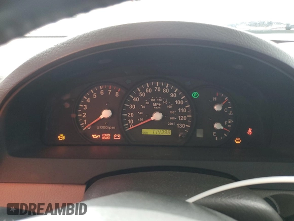 2005 Kia Sorento LX z VIN KNDJC733855449656, wystawiony jako Copart lot #52234685 z przebiegiem 114 398 mil mil oraz Szkoda całkowita • Salvage title. Historia ofert i sprzedaży dostępna na DreamBid. Obrazek 9.