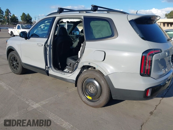 2024 Kia Telluride SX Prestige X-Pro with VIN 5XYP5DGCXRG428642, listed as a IAAI auction lot 41518556 with 12,244 mi miles and . Bid and sale history available at DreamBid. Image 3.