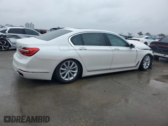 2017 BMW 7 Series 740i with VIN WBA7E2C55HG739366, listed as a Copart auction lot 45961575 with 0 mi miles and Salvage Title. Bid and sale history available at carsss.com. Image 3.