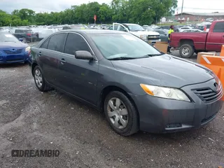 2007 Toyota Camry CE z VIN 4T4BE46K97R005812, wystawiony jako IAAI lot #42361721 z przebiegiem 154 950 mil mil oraz . Historia ofert i sprzedaży dostępna na DreamBid. Obrazek 1.