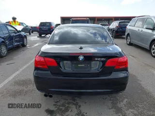 2011 BMW 3 Series 328i with VIN WBADW3C51BE540128, listed as a IAAI auction lot 41817505 with 220,406 mi miles. Bid and sale history available at carsss.com. Image 16.