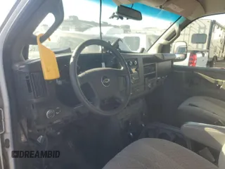 2019 Chevrolet Express Cargo с VIN 1GCWGAFP1K1145142, выставлен на аукционе IAAI как лот 42613499 с пробегом 135 530 миль миль и . История ставок и продаж доступна на DreamBid. Изображение 16.